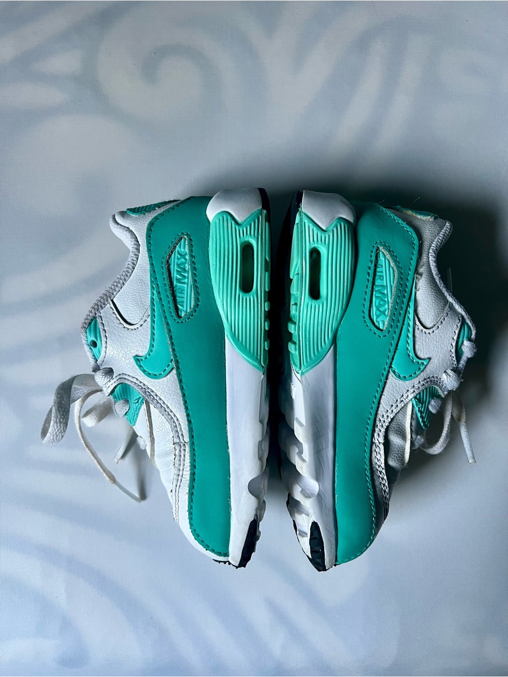 Nike Air Max 90 Teal & White | 833377-106 | size 8c